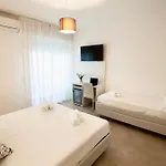Maestri Hotel