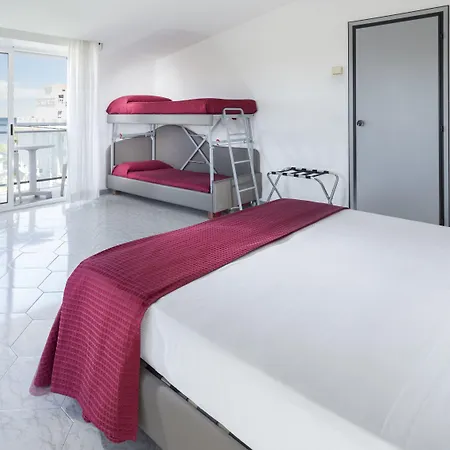 Отель Maestri 3*