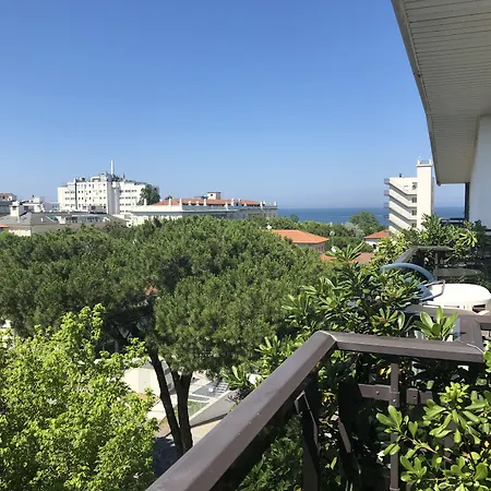 Maestri Hotel